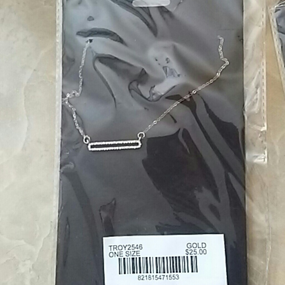 Necklace - Picture 2 of 4